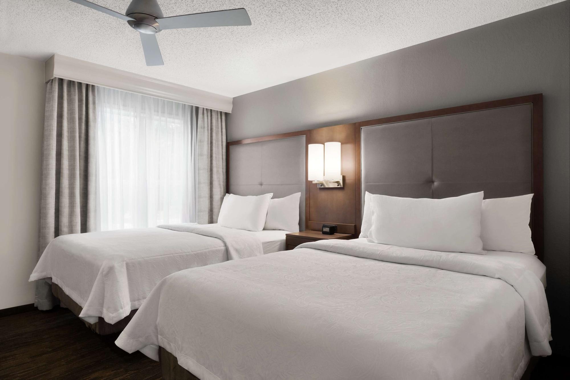 Addison Suites Dış mekan fotoğraf