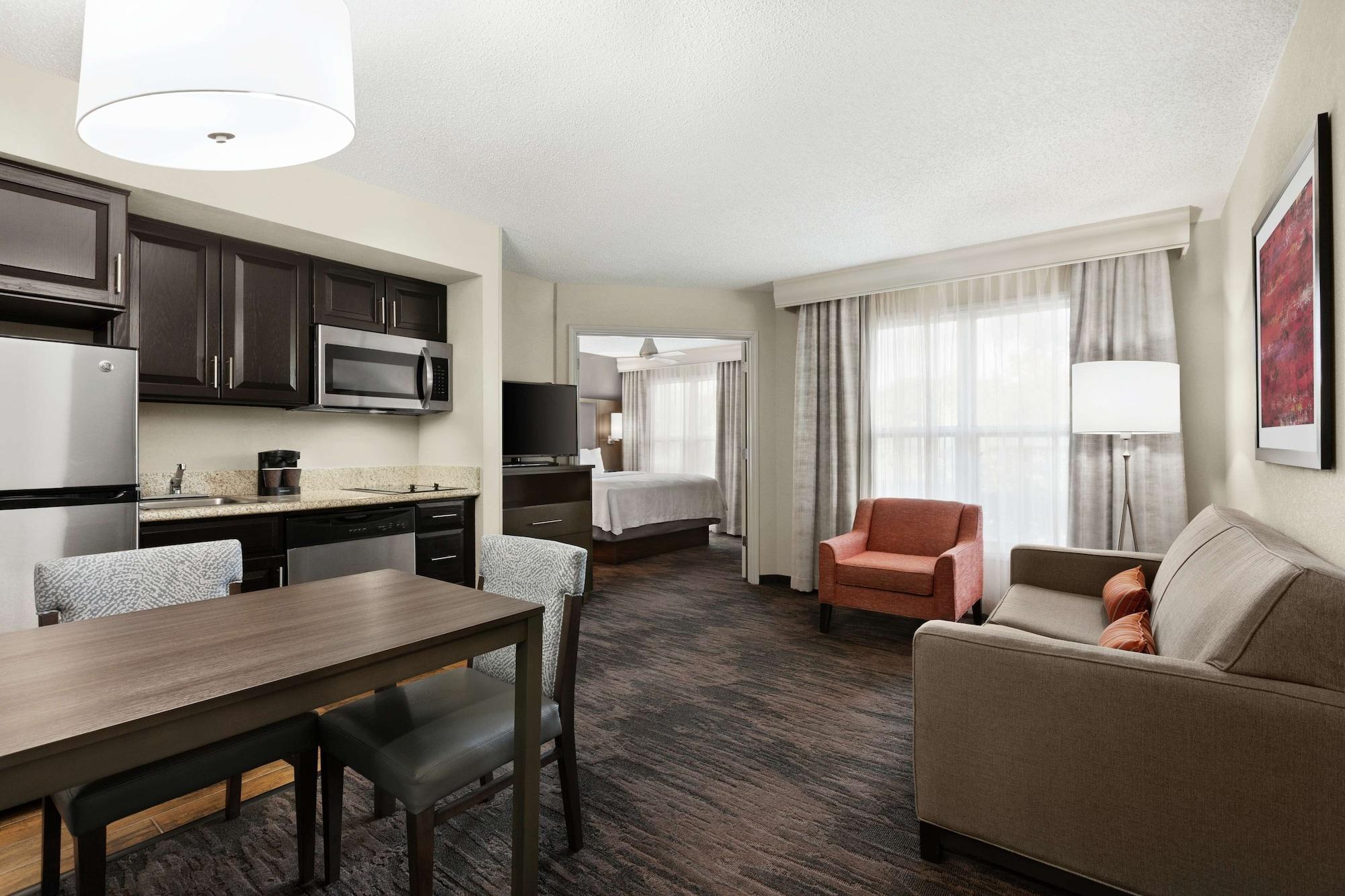 Addison Suites Dış mekan fotoğraf