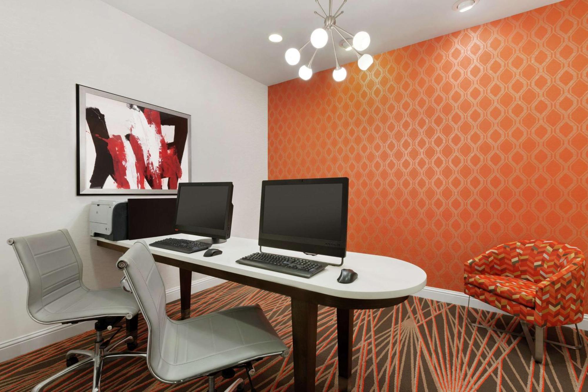 Addison Suites Dış mekan fotoğraf